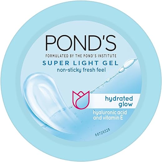 POND'S Super Light Gel Oil Free Face Moisturizer 50 ml, With Hyaluronic Acid & Vitamin E for Fresh Glowing Skin & 24 hr Hydration - Daily Use